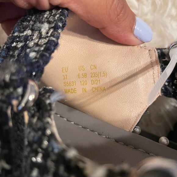 Stuart Weitzman Zoe Lift Embellished Tweed Sandals - Picture 5 of 5